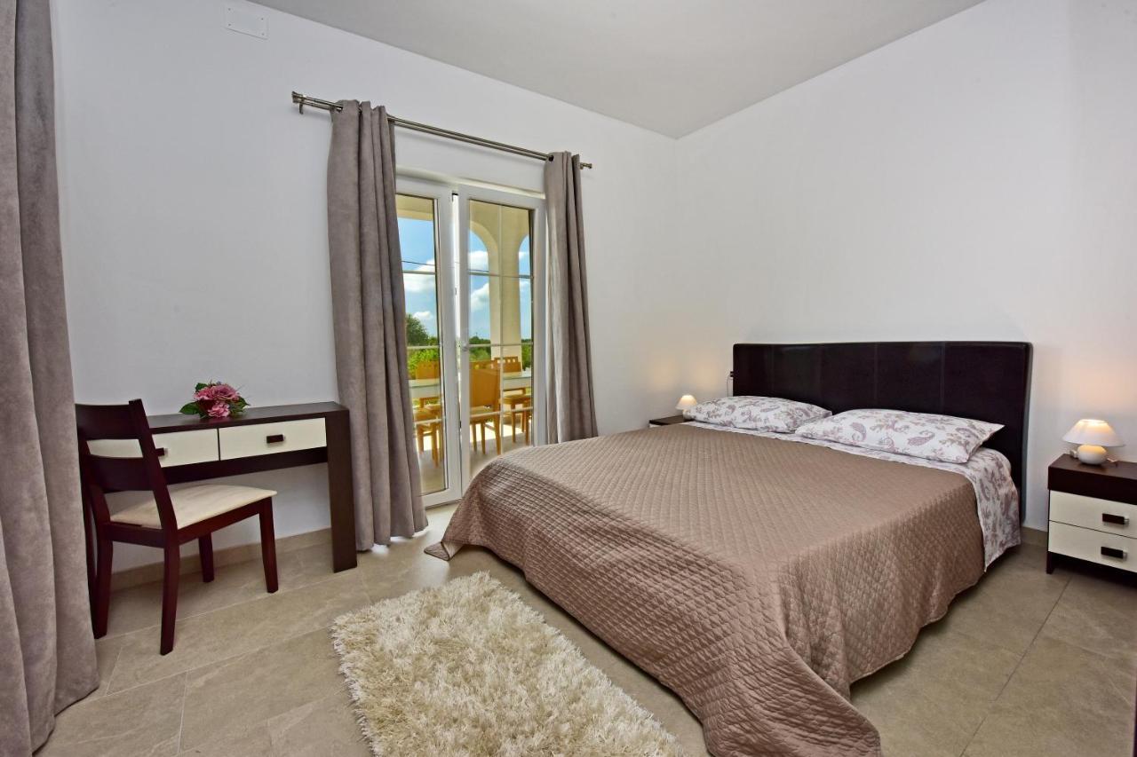 Apartman Melita Porec Luaran gambar